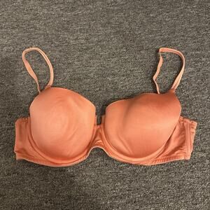 Victoria Secret bra 38D Underwire coral Very Sexy half hook/eye back closure